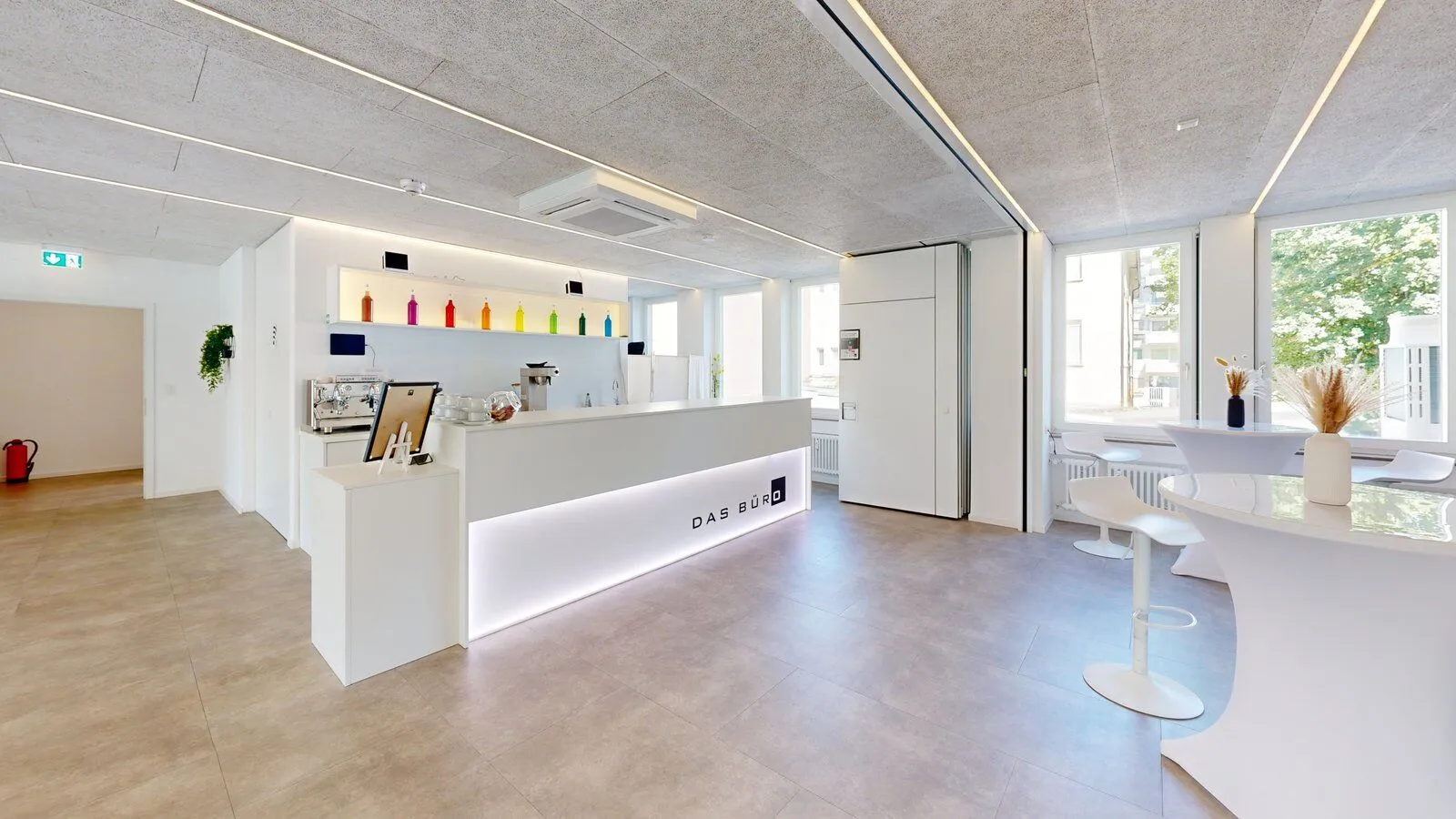 Das Büro West, Foto 1